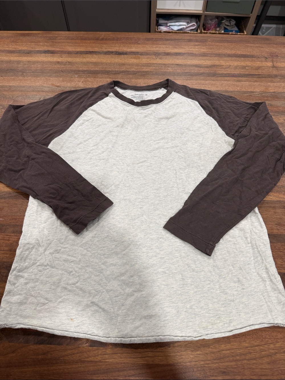 Old Navy Two-Tone Raglan Long-Sleeve Shirt - Brown and Light Gray